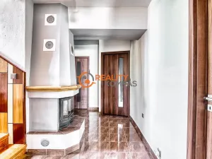 Prodej rodinného domu, Hovorany, 220 m2
