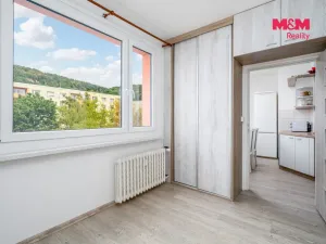 Prodej bytu 3+1, Ústí nad Labem - Severní Terasa, Jizerská, 69 m2