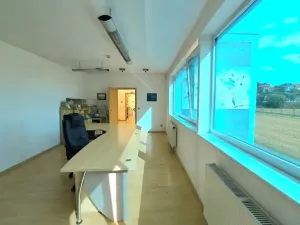 Pronájem skladu, Tečovice, 890 m2