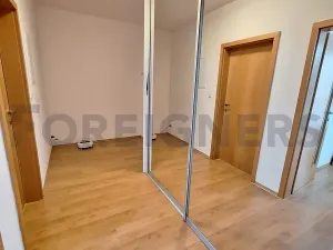 Pronájem bytu 2+kk, Olomouc, Schweitzerova, 48 m2