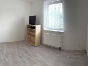 Pronájem bytu 2+kk, Šlapanice, Švehlova, 39 m2