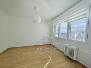 Pronájem bytu 2+kk, České Budějovice, Budivojova, 49 m2