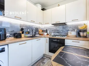 Prodej bytu 3+1, Teplice, Duchcovská, 70 m2