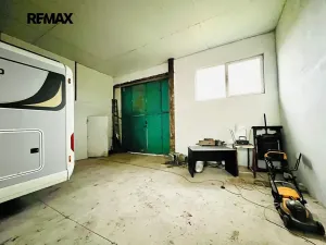 Pronájem výrobních prostor, Kostelec, 92 m2