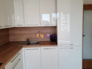 Pronájem bytu 1+kk, Praha - Hlubočepy, Vítové, 42 m2