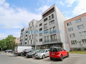 Pronájem bytu 1+kk, Praha - Břevnov, Brunclíkova, 30 m2