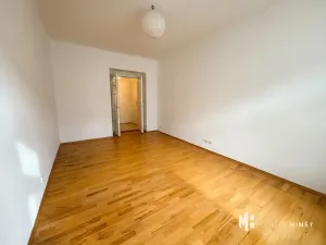 Pronájem bytu 2+kk, Praha - Vršovice, Orelská, 40 m2