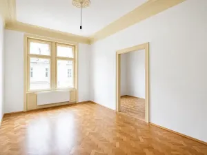 Pronájem bytu 2+1, Praha - Staré Město, Kaprova, 82 m2