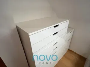 Pronájem bytu 3+1, Praha - Vinohrady, Na Kozačce, 115 m2