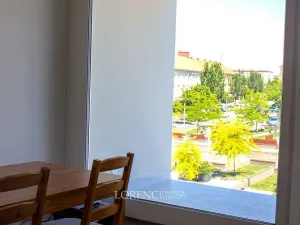 Pronájem bytu 2+kk, Veselí nad Moravou, náměstí Míru, 44 m2