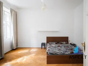 Pronájem bytu 2+1, Praha - Karlín, Vítkova, 50 m2