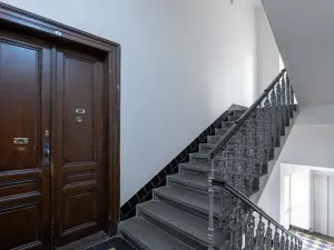 Prodej bytu 3+1, Praha - Malá Strana, Petřínská, 76 m2