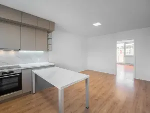 Prodej bytu 4+kk, Zlín, Budovatelská, 80 m2