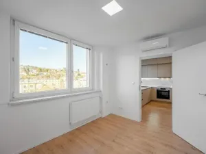 Prodej bytu 4+kk, Zlín, Budovatelská, 80 m2