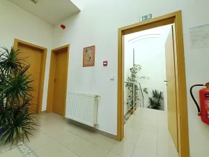 Pronájem výrobních prostor, Tečovice, 890 m2