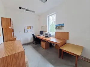 Pronájem skladu, Tečovice, 706 m2