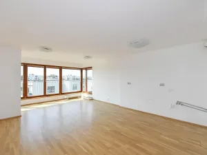 Prodej bytu 4+kk, Praha - Hrdlořezy, V třešňovce, 134 m2