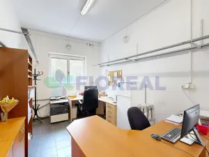 Prodej výrobních prostor, Lhůta, 320 m2