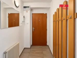 Prodej bytu 3+1, Lubenec, Pražská, 67 m2