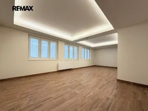 Pronájem rodinného domu, Praha - Nebušice, Na Malé Šárce, 302 m2