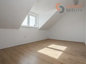 Pronájem obchodního prostoru, Břeclav, Celnice-středisko služeb, 509 m2