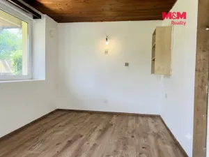 Pronájem chaty, Pardubice - Bílé Předměstí, 22 m2
