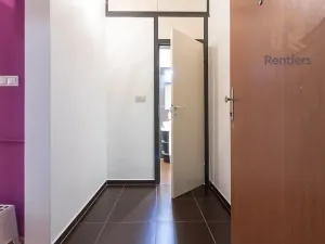 Pronájem bytu 2+kk, Praha - Libeň, Novákových, 41 m2