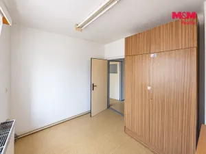 Pronájem obchodního prostoru, Čáslav - Čáslav-Nové Město, Masarykova, 890 m2