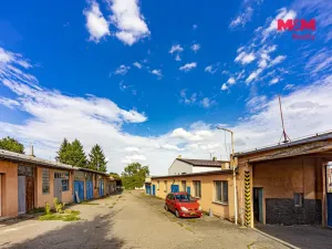 Pronájem obchodního prostoru, Čáslav - Čáslav-Nové Město, Masarykova, 890 m2
