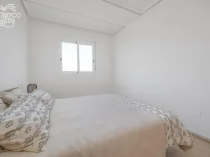 Prodej bytu 4+kk, San Fulgencio, Alicante, Španělsko, 93 m2