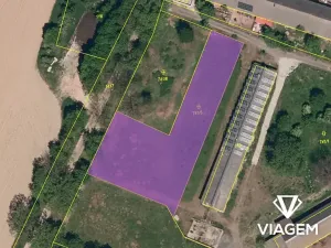 Prodej podílu komerčního pozemku, Dívčí Hrad, 260 m2