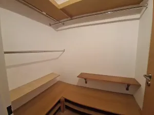 Pronájem bytu 2+kk, Praha - Vysočany, Poděbradská, 52 m2