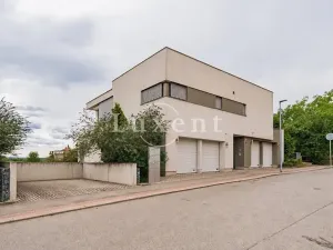 Prodej bytu 3+kk, Praha - Hlubočepy, Výhledová, 74 m2