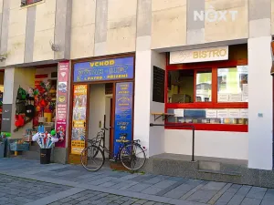 Pronájem obchodního prostoru, Třeboň, Masarykovo nám., 16 m2