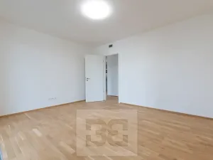Pronájem bytu 2+kk, Praha - Modřany, Mezi vodami, 72 m2