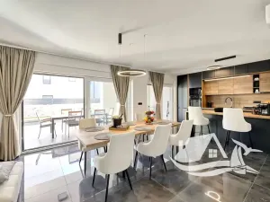 Prodej vily, Vrsi, Chorvatsko, 209 m2