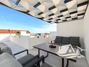 Prodej vily, Vrsi, Chorvatsko, 209 m2
