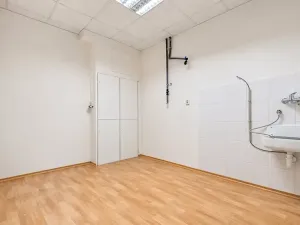 Pronájem kanceláře, Brno, Šujanovo náměstí, 72 m2