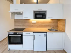Pronájem bytu 1+kk, Rosice, Sportovní, 34 m2