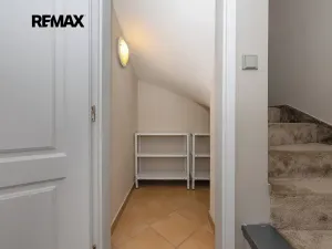 Pronájem rodinného domu, Bašť, Mratínská, 151 m2