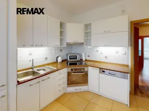 Prodej bytu 3+1, Praha - Letňany, Havířovská, 68 m2
