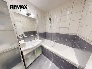 Prodej bytu 3+1, Praha - Letňany, Havířovská, 68 m2