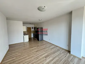 Pronájem bytu 2+kk, Tábor, 9. května, 58 m2
