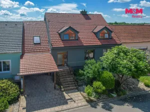 Prodej rodinného domu, Hovorany, 262 m2