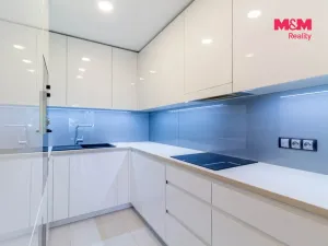 Pronájem bytu 3+1, Mělník, Za Stadionem, 86 m2