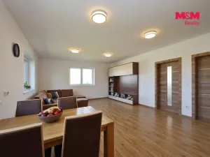 Prodej obchodního prostoru, Zbraslavice, 1381 m2