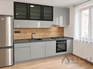 Pronájem bytu 1+kk, Liberec, nám. Sokolovské, 45 m2