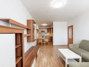 Pronájem bytu 3+kk, Praha - Petrovice, Rezlerova, 63 m2