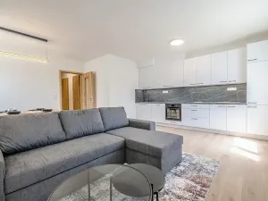 Prodej bytu 2+kk, Mělník, Bezručova, 51 m2