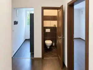 Pronájem bytu 2+kk, Praha, Novovysočanská, 53 m2